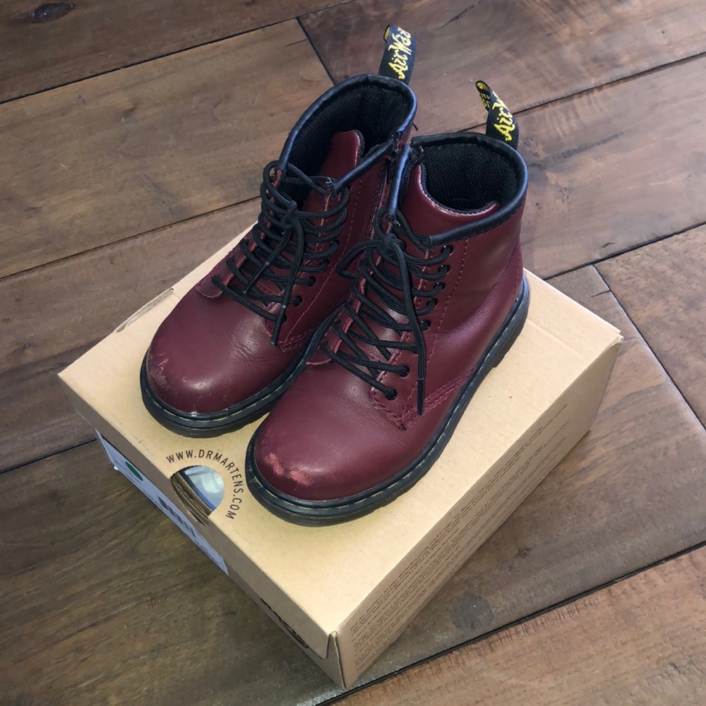 Kids Dr Martins